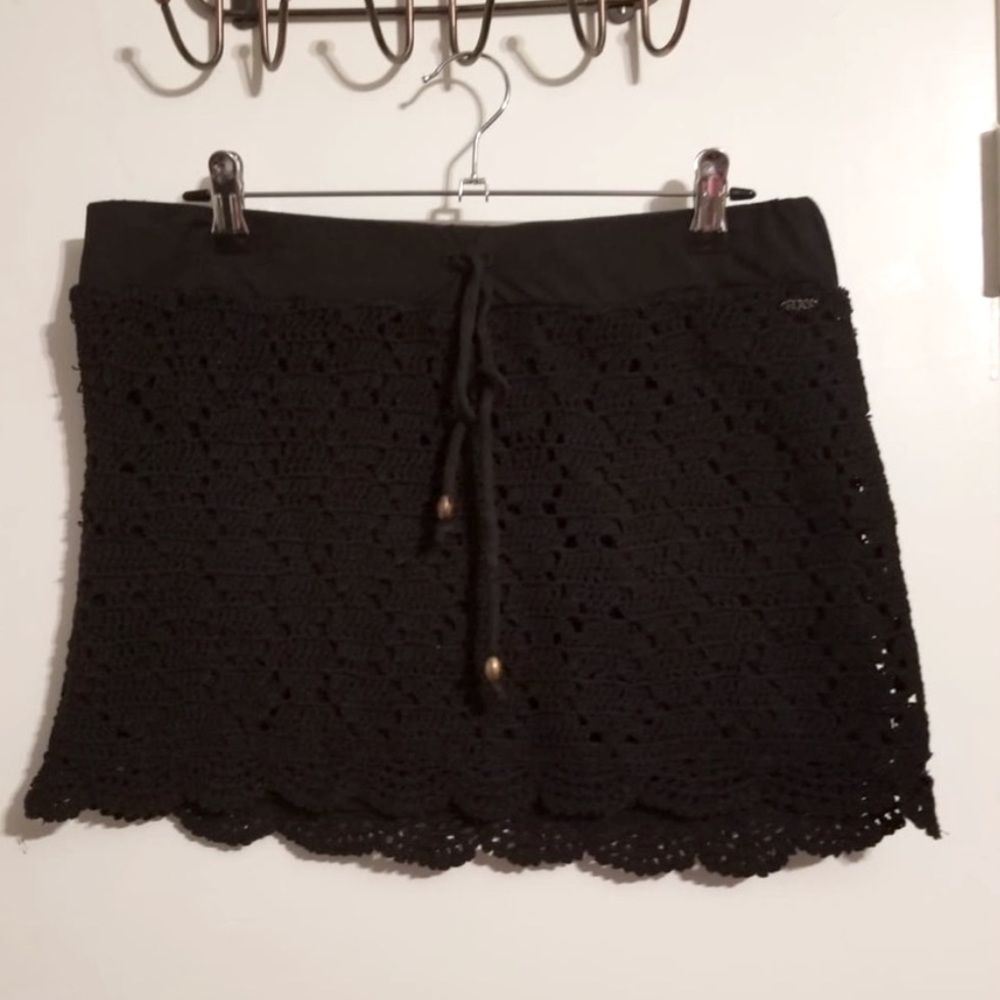 Roxy crochet skirt